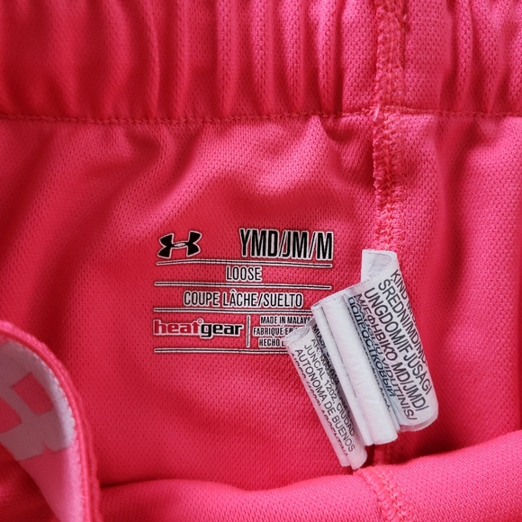 Girls Med Loose Fitting Shorts - Picture 3 of 3